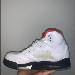 Air Jordan 5 Retro